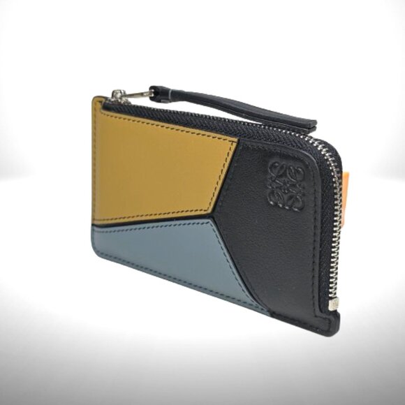 Loewe Puzzle Coin Cardholder in Classic Calfskin - Picture 11 of 13